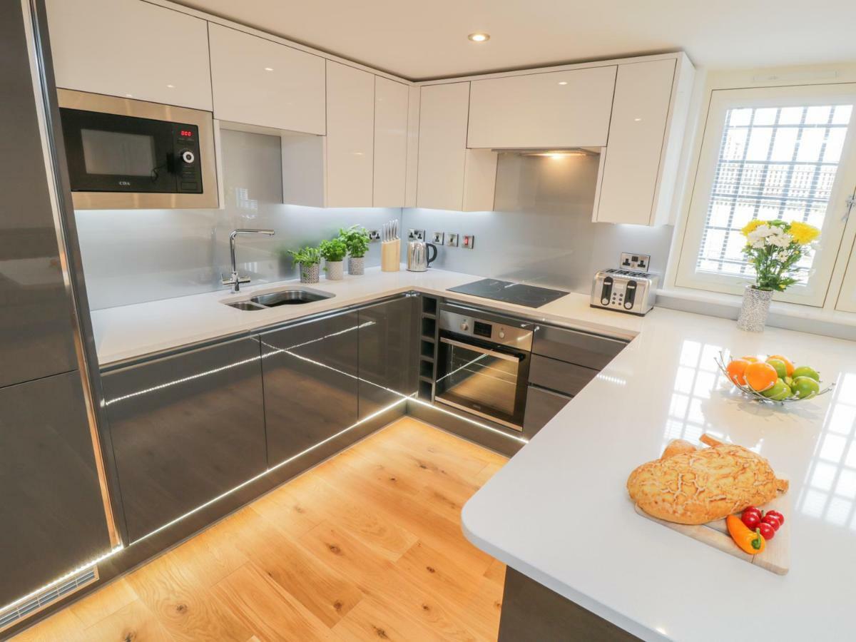 George Stephenson Engine Shed Apartment Уитби Екстериор снимка